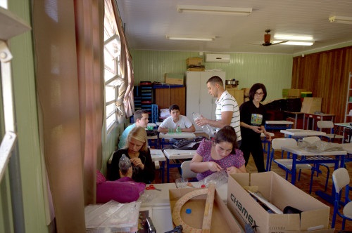 2 Produção dos foguetes pelos estudantes das escolas do município