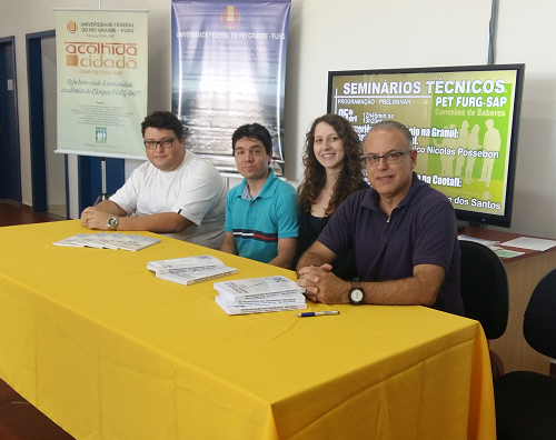 Lançamento e sessão de autógrafos no Campus FURG SAP
