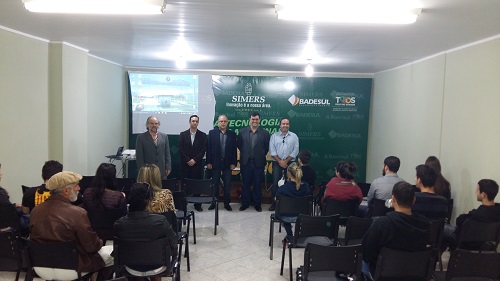 Palestra no espaço do SIMERS